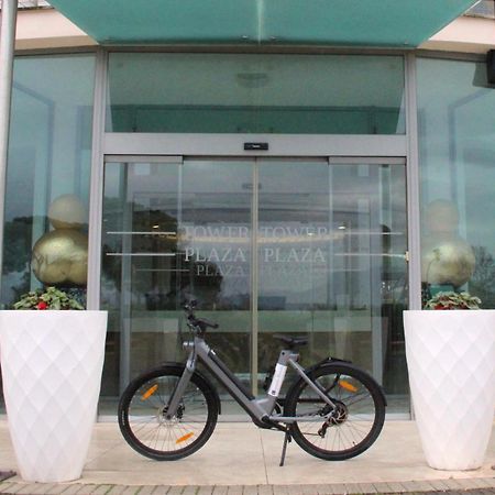 Hotel Pisa Tower Plaza Esterno foto The first electric bicycle in the world
