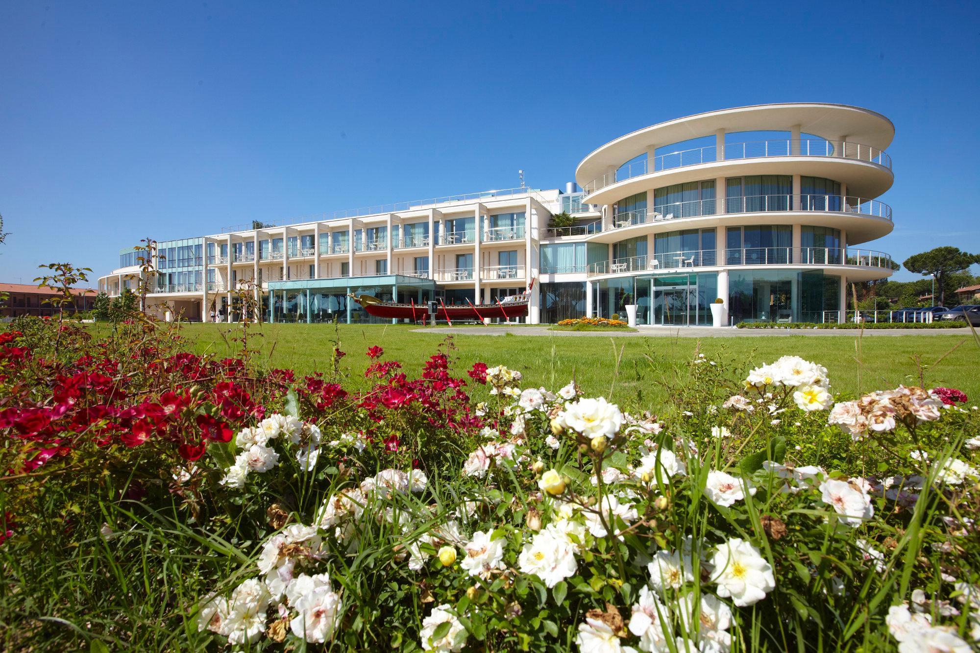Hotel Pisa Tower Plaza Esterno foto The International Centre for Life