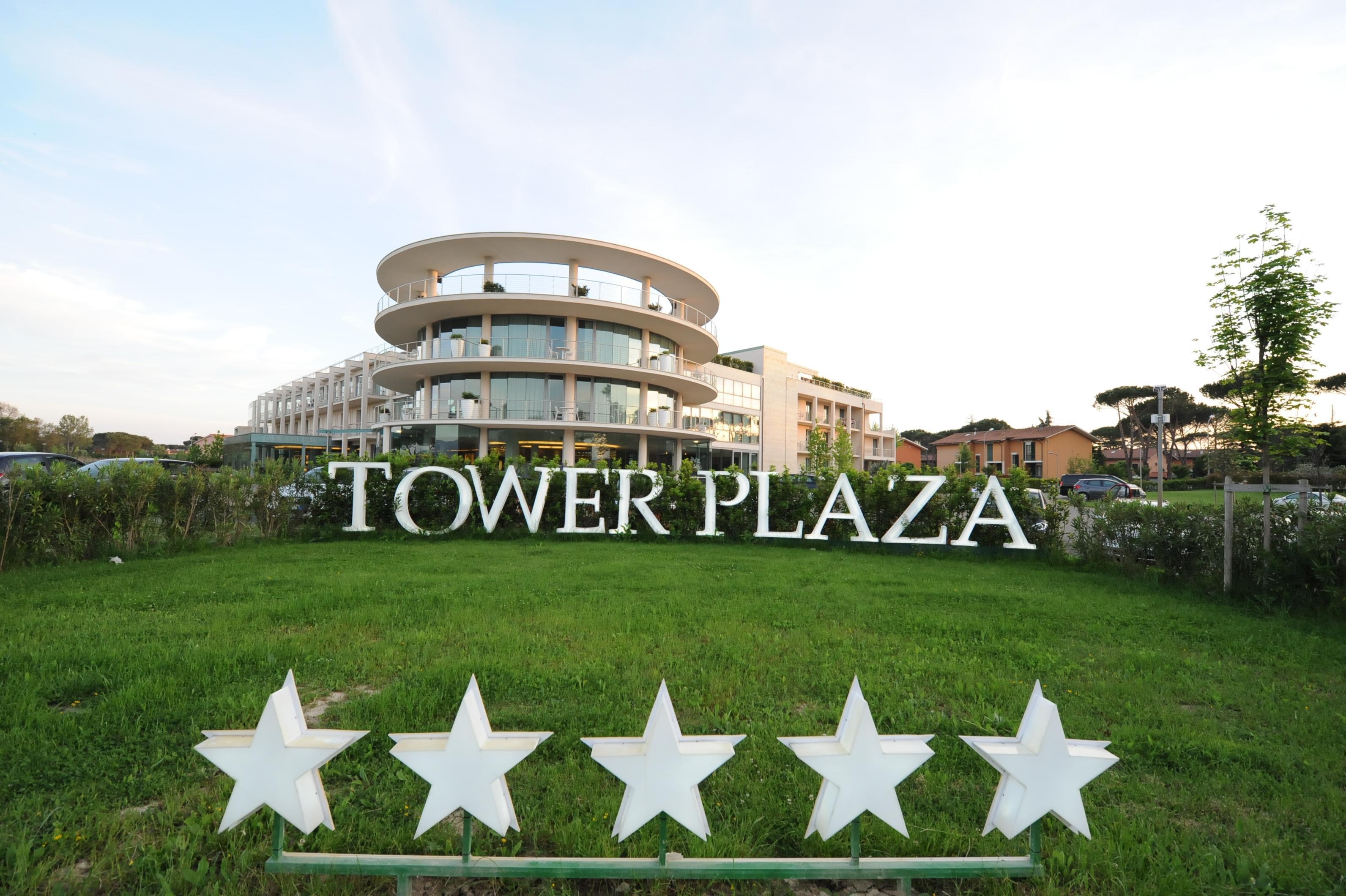 Hotel Pisa Tower Plaza Esterno foto Tower Plaza