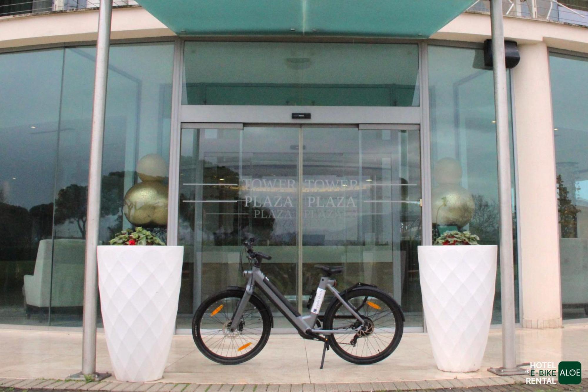 Hotel Pisa Tower Plaza Esterno foto The first electric bicycle in the world